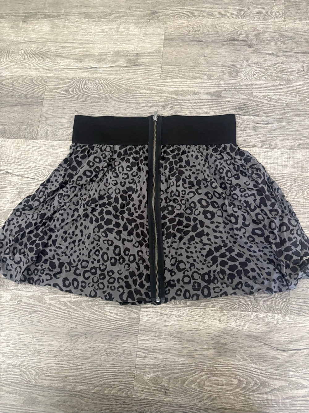 Vintage Pink VS Gray Leopard Print Mini Skirt with zipper